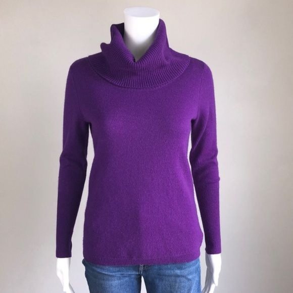 Magaschoni Sweaters - Magaschoni New York 100% Cashmere Turtleneck Sweater in Purple - XS